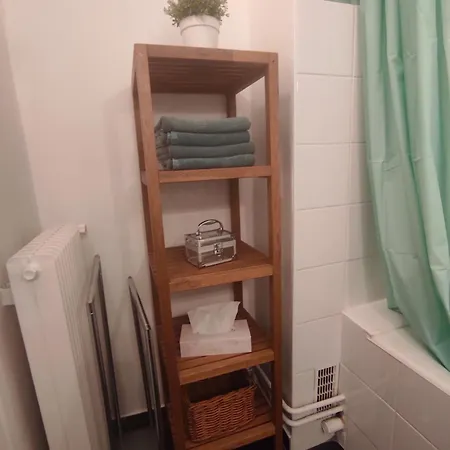 Grand 2 Pieces Vue Degagee Quartier Gare Кламар